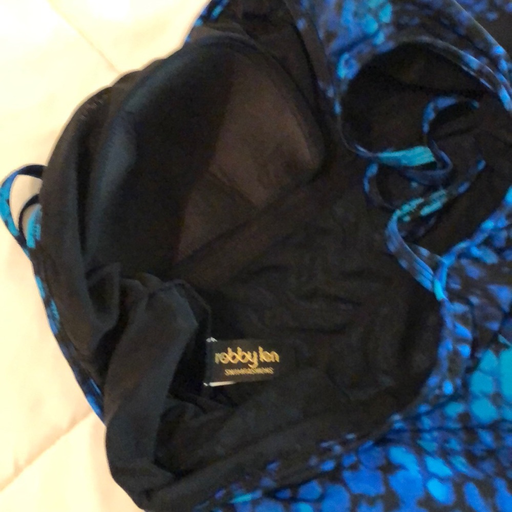 14 Robby Len Swim Dress - Picture 2 of 6